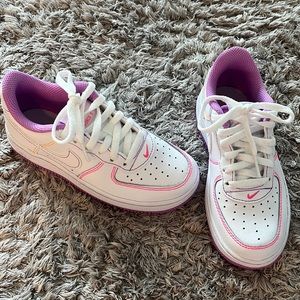 Nike Air Force 1 Low Fuchsia Glow Girls shoe size 12C